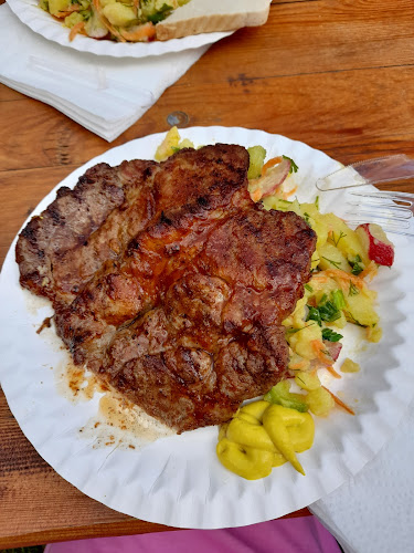 Comentarii opinii despre Clubhaus 06