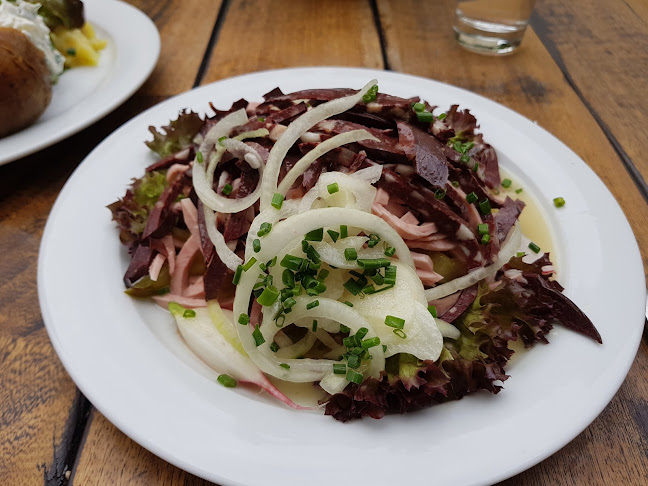 Opinii despre Krone Alt-Hoheneck - Das Gasthaus mit Festsaal am Neckar în Ludwigsburg - Gastronomie und Hotellerie
