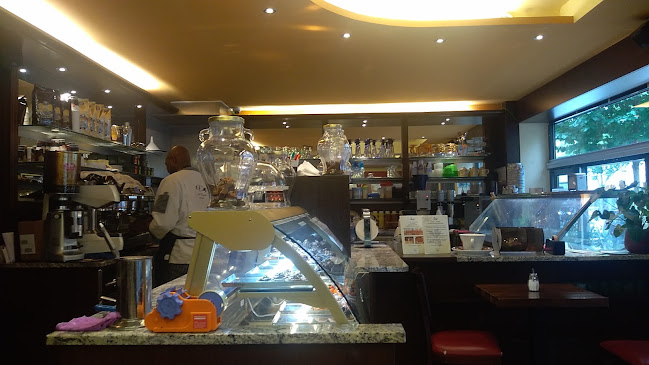 Eiscafé & Konditorei Capri - Gastronomie und Hotellerie