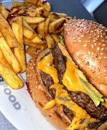 Opinii despre Napoli Pizza & Burger în Stadtallendorf - Gastronomie und Hotellerie