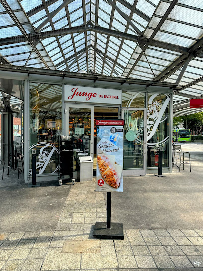 Junge Die Bäckerei.