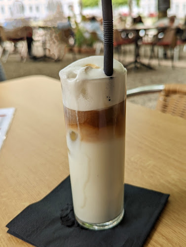 Opinii despre Café am Schloss / Saarbrücken în Saarbrücken - Gastronomie und Hotellerie