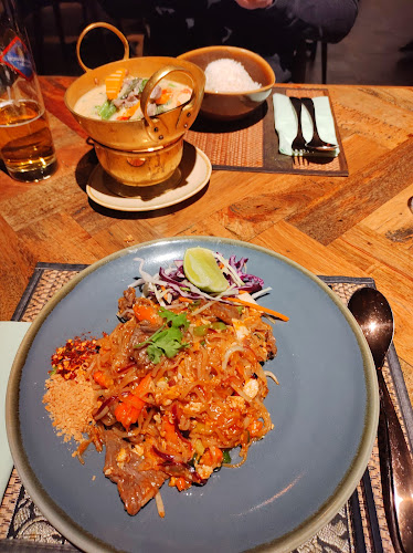 High Thai, Authentic Thai Cuisine - Gastronomie und Hotellerie