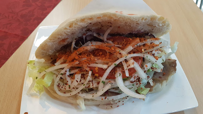 Opinii despre Berk Imbiss în Sonneberg - Gastronomie und Hotellerie