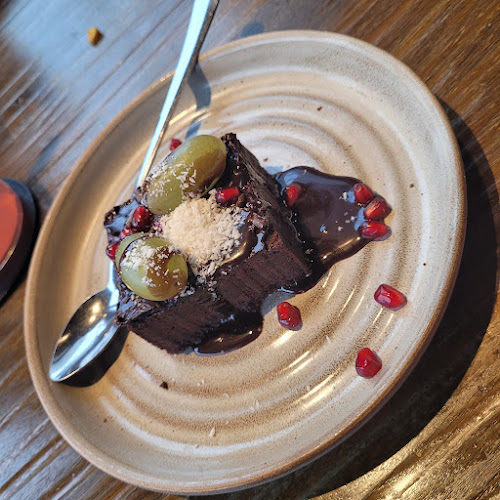 Comentarii opinii despre Hickory Dresden – Tapas BBQ & Smokehouse