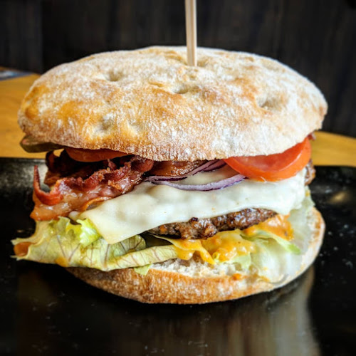 Regensburger Str. 36/38, 90478 Nürnberg