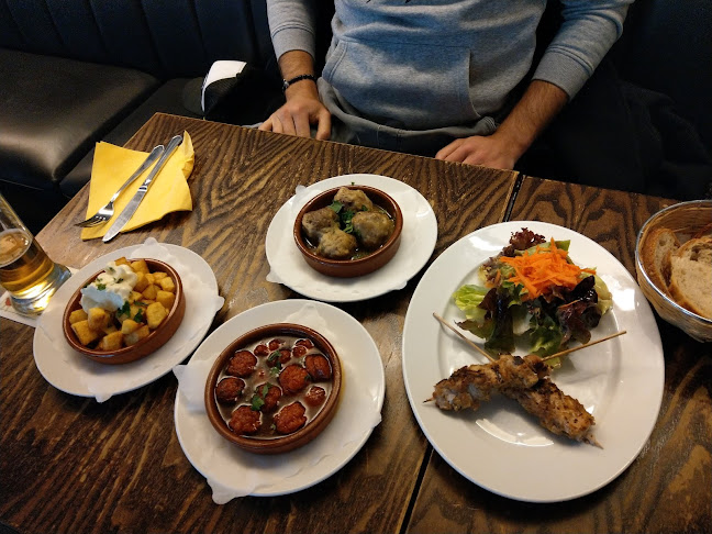 b. den Pferdeställen 2, 72072 Tübingen