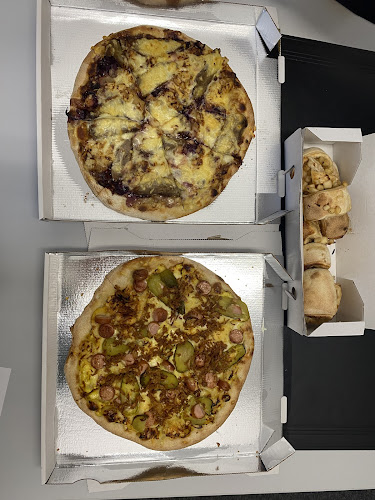 Das Pizzamobil - DeliveRebel Foodtruck Frankfurt (Oder) FfO - Gastronomie und Hotellerie