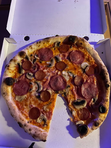 Pizza Fendyno - Gastronomie und Hotellerie