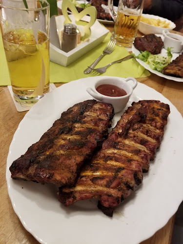 Opinii despre Zum Stadtkrug: Steakhaus, Barbeque & Grill Restaurant mit Hotel în Baumholder - Gastronomie und Hotellerie