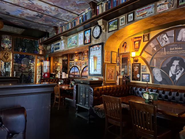 Irish Pub „Trinity“ - Gastronomie und Hotellerie