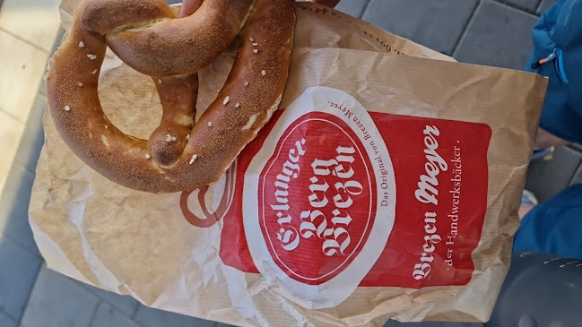 Comentarii opinii despre Brezen Meyer GmbH & Co. KG - Das Cafe am Großparkplatz - Erlanger Bergbreze