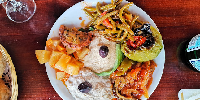 Opinii despre Istanbul Restaurant în Berlin - Gastronomie und Hotellerie