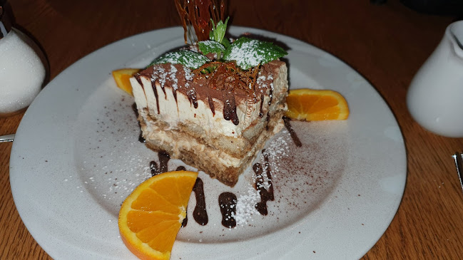 La Ruota -Restaurant - Holzofenpizzeria