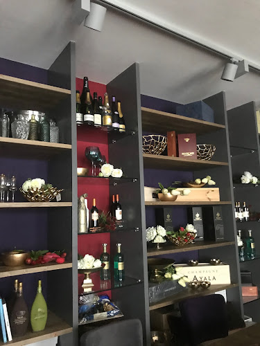 Vinoteca Romantica - Gastronomie und Hotellerie