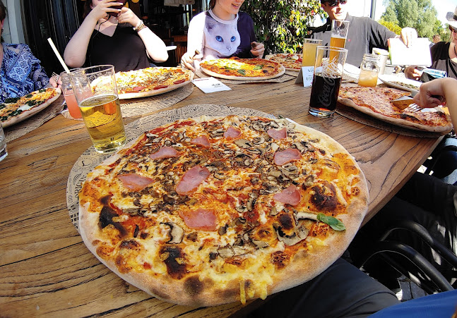 Opinii despre L'Osteria Potsdam în Potsdam - Gastronomie und Hotellerie