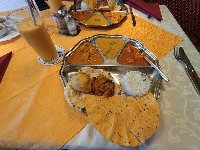 Opinii despre Indisches Restaurant Devi Ehrenkirchen în Ehrenkirchen - Gastronomie und Hotellerie