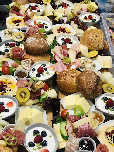 Opinii despre Café Galerie Baham în Buxtehude - Gastronomie und Hotellerie