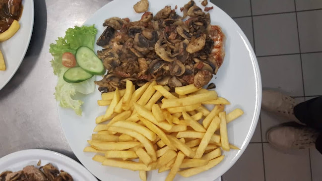 Opinii despre Gaststätte Mittelpunkt - Bürgerhof în Erftstadt - Gastronomie und Hotellerie