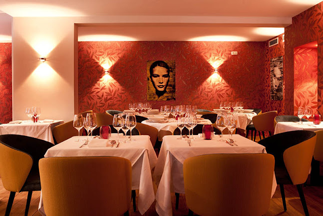 Victor's Bar - Restaurant - Café