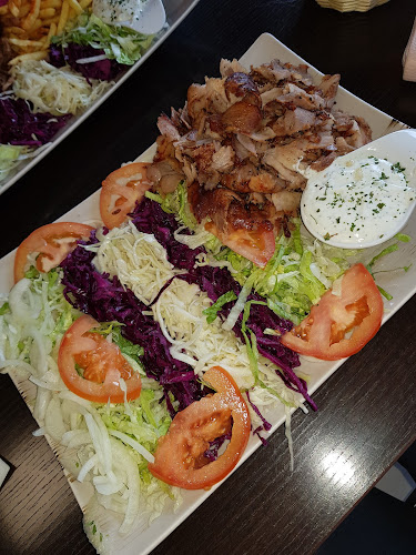 Comentarii opinii despre Dölapi döner kebap Imbiss