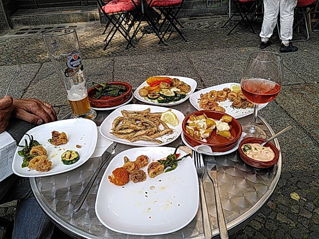 Carlos Tapas Bar - Gastronomie und Hotellerie