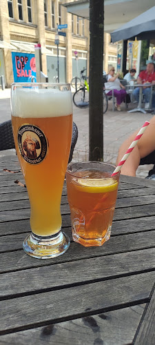 Opinii despre Cafe Extrablatt Oberhausen în Oberhausen - Gastronomie und Hotellerie