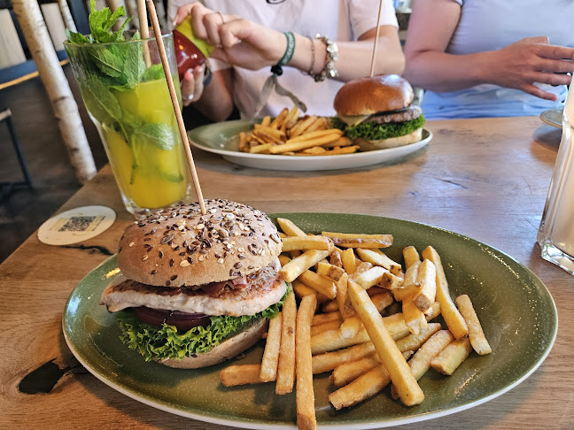 Kennedypl. 5, 45127 Essen