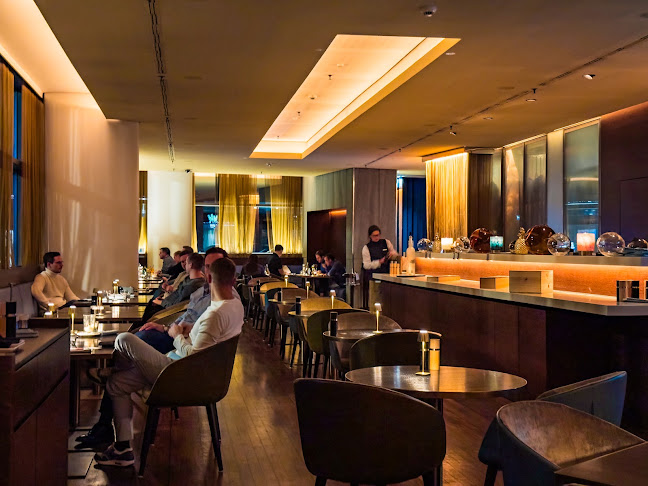 [m]eatery restaurant & botanist bar Hamburg - Gastronomie und Hotellerie