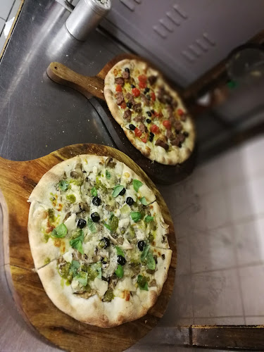 Opinii despre Pizzeria Da Rosario în Mülheim an der Ruhr - Gastronomie und Hotellerie