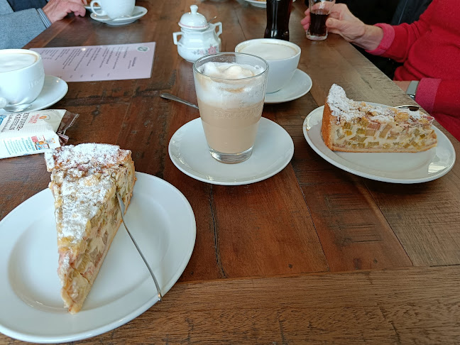 Comentarii opinii despre Café Gugelhupf ehem. Café Essig