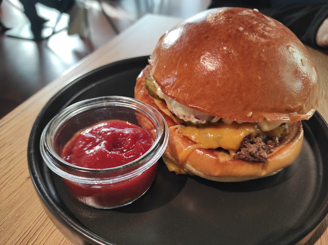 Taste brothers - Diner - Föhren