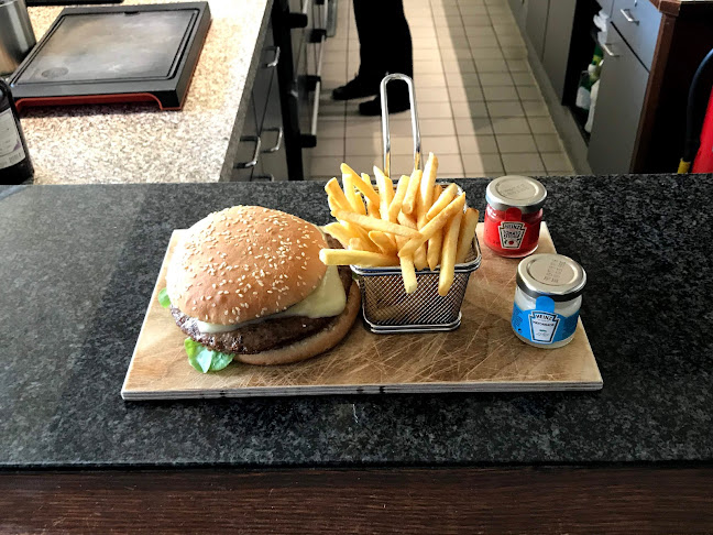 Comentarii opinii despre Pub Ju-52