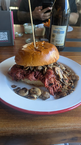 Opinii despre Burgerlich în Hamburg - Gastronomie und Hotellerie