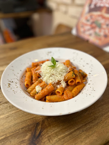 Pizza-Pazza - Gastronomie und Hotellerie