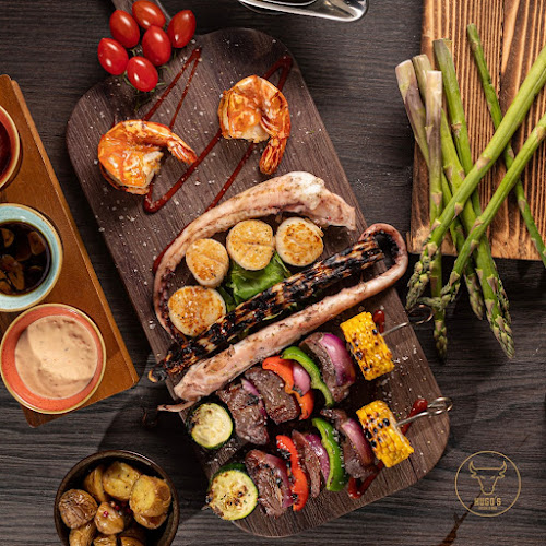 HUGOS Steak & BBQ - Gastronomie und Hotellerie