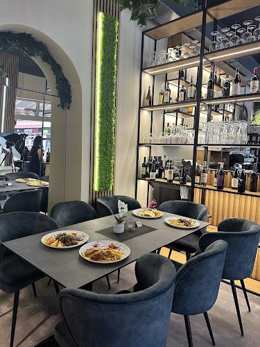 Comentarii opinii despre Corner Cafe Bistro