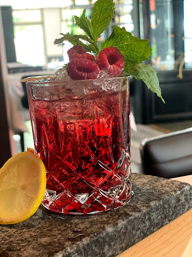 BLACKBONES STEAKHOUSE - Gastronomie und Hotellerie