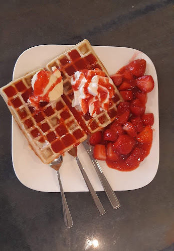 Eiscafé Del Longo - Gastronomie und Hotellerie