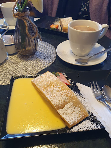 Cafézeit im Hecht Bad Waldsee direkt am See-Cafe Inh. Michaela Hecht - Gastronomie und Hotellerie