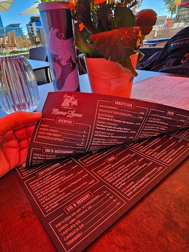 Opinii despre Restaurant Mama Leone în Köln - Gastronomie und Hotellerie