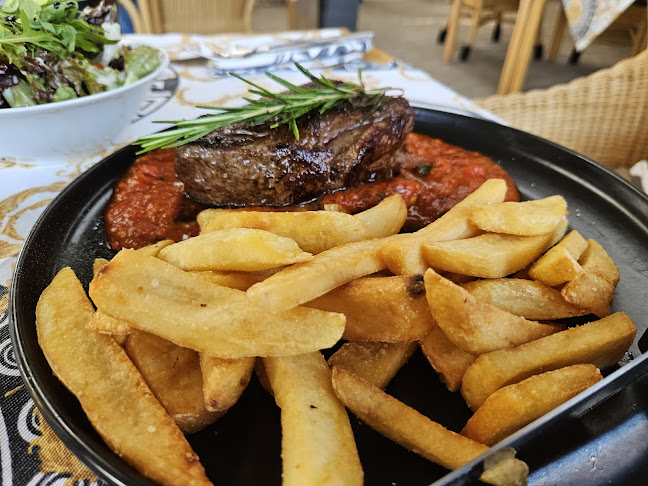 Opinii despre Trattoria Gusto da Davide & Hind în Stockstadt am Rhein - Gastronomie und Hotellerie