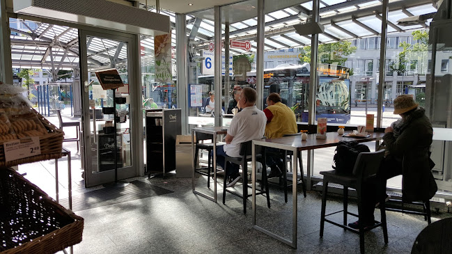 Junge Die Bäckerei.