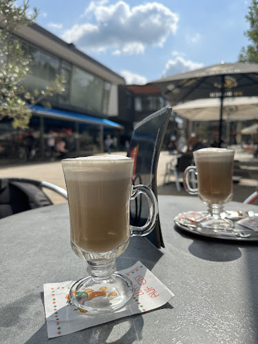 Comentarii opinii despre Eis Café Milan