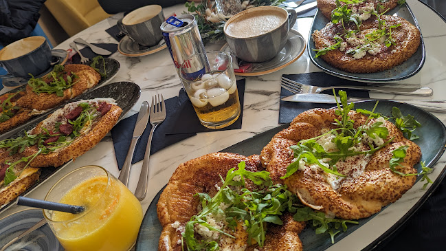 Opinii despre LAGOM în Frankfurt am Main - Gastronomie und Hotellerie