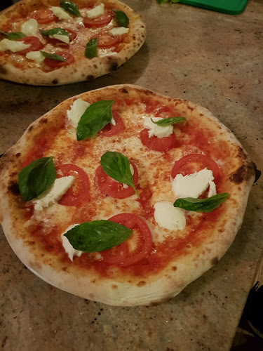 Comentarii opinii despre Piazza Castello - Pizzeria & Eisdiele Affing