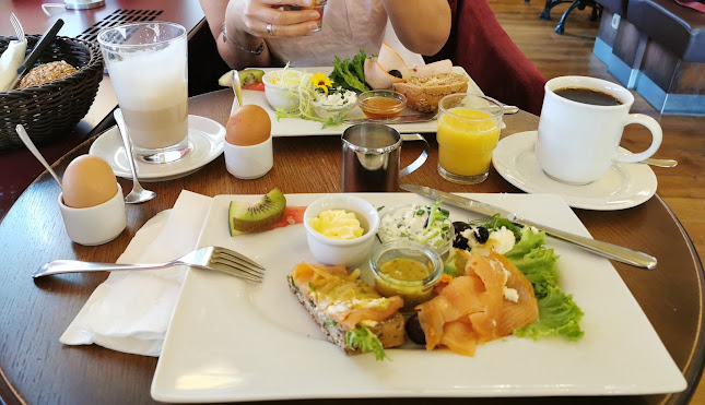 Opinii despre Schiller Café în Cottbus - Gastronomie und Hotellerie