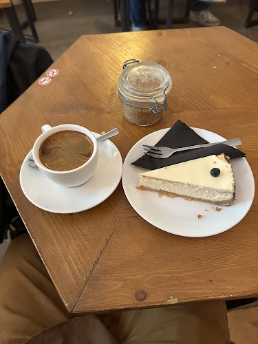 Comentarii opinii despre THE COFFEE GANG