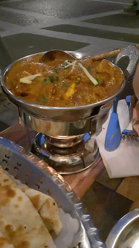 Opinii despre inDelhi Indian Restaurant în Brühl - Gastronomie und Hotellerie