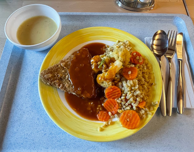 Opinii despre Mensa & Cafeteria Rottenburg (Studierendenwerk Tübingen-Hohenheim) în Rottenburg am Neckar - Gastronomie und Hotellerie